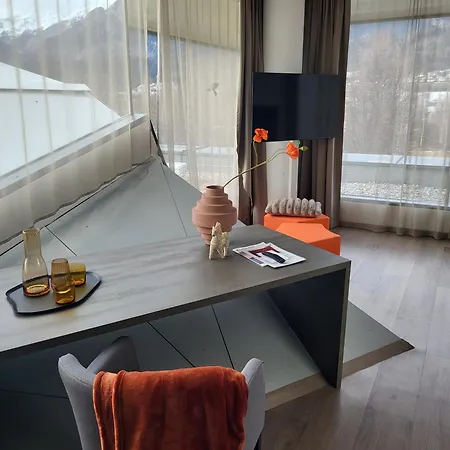 Dion Hotel